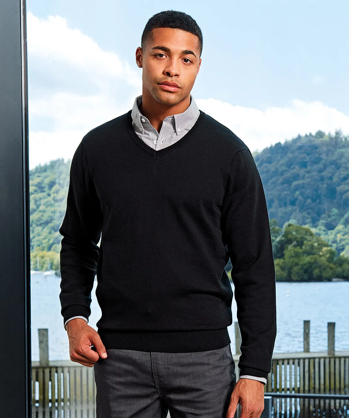 Charcoal - V-neck knitted sweater