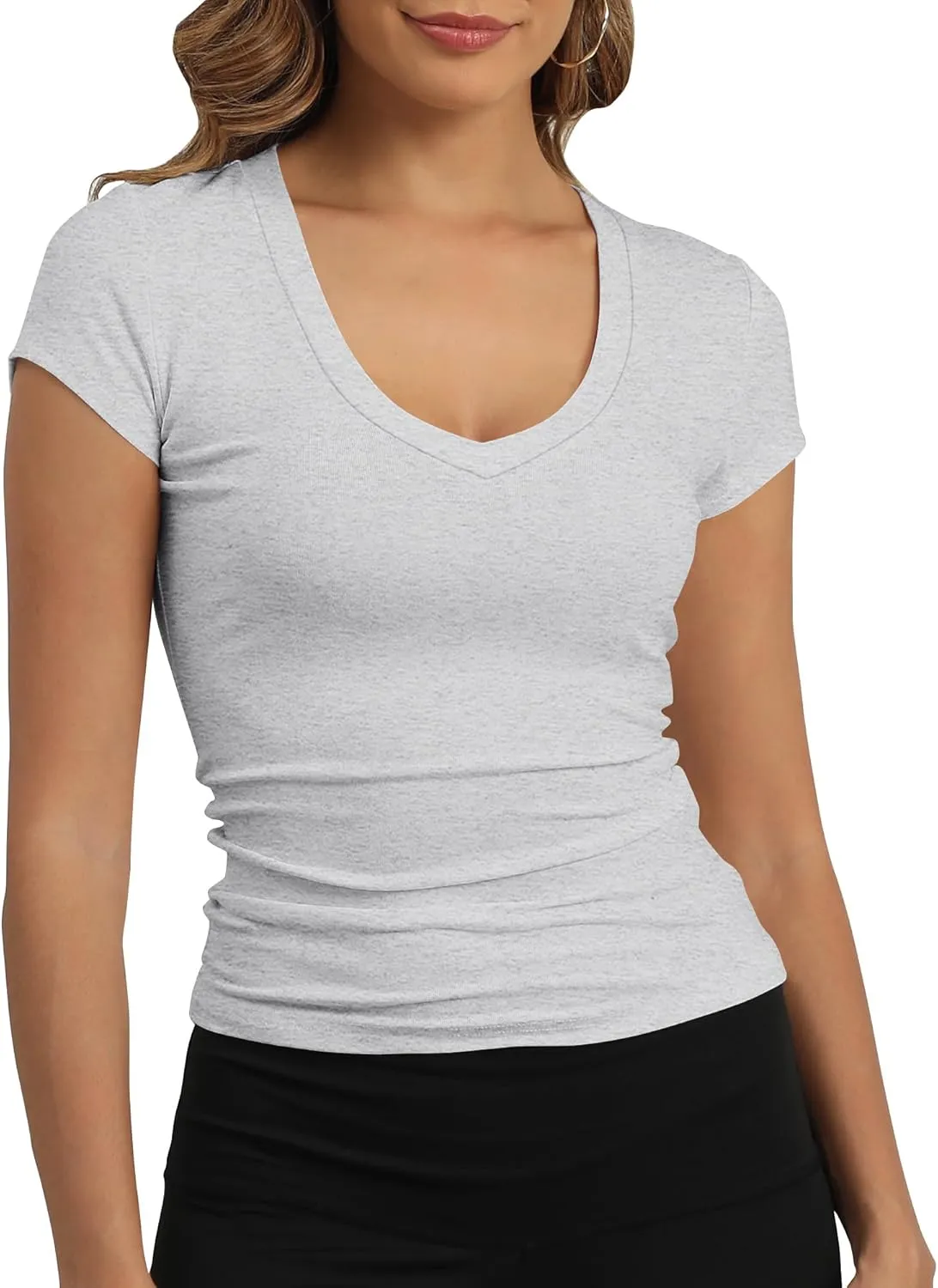 GEMBERA Womens' Stretchy V Neck Short Sleeve Gym Workout Form Fitted Casual Basic Top T-Shirt