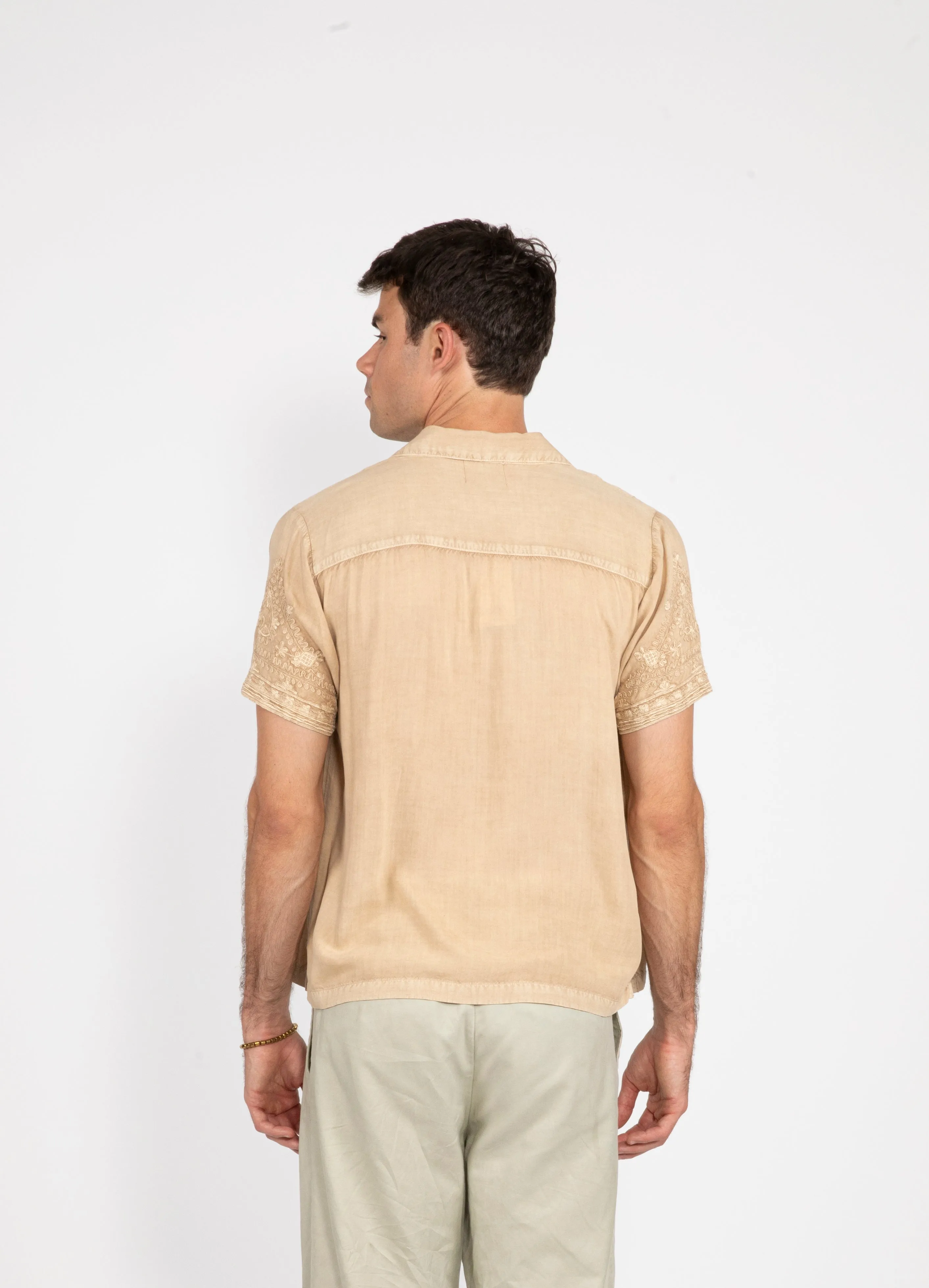 Naksh S/S Button Up Shirt